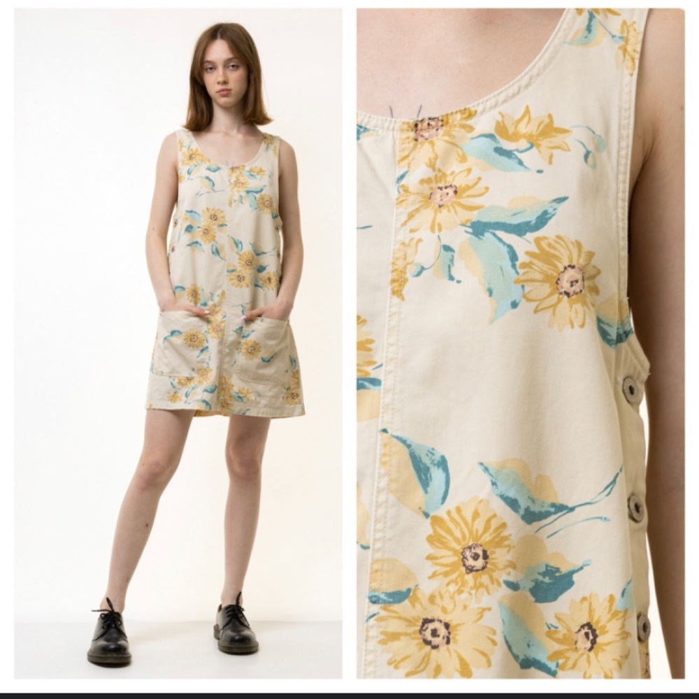 ***SOLD***Vintage 90’s Express Lightweight Sunflower Dress